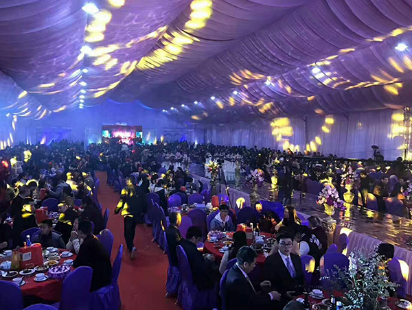 婚禮現(xiàn)場篷房